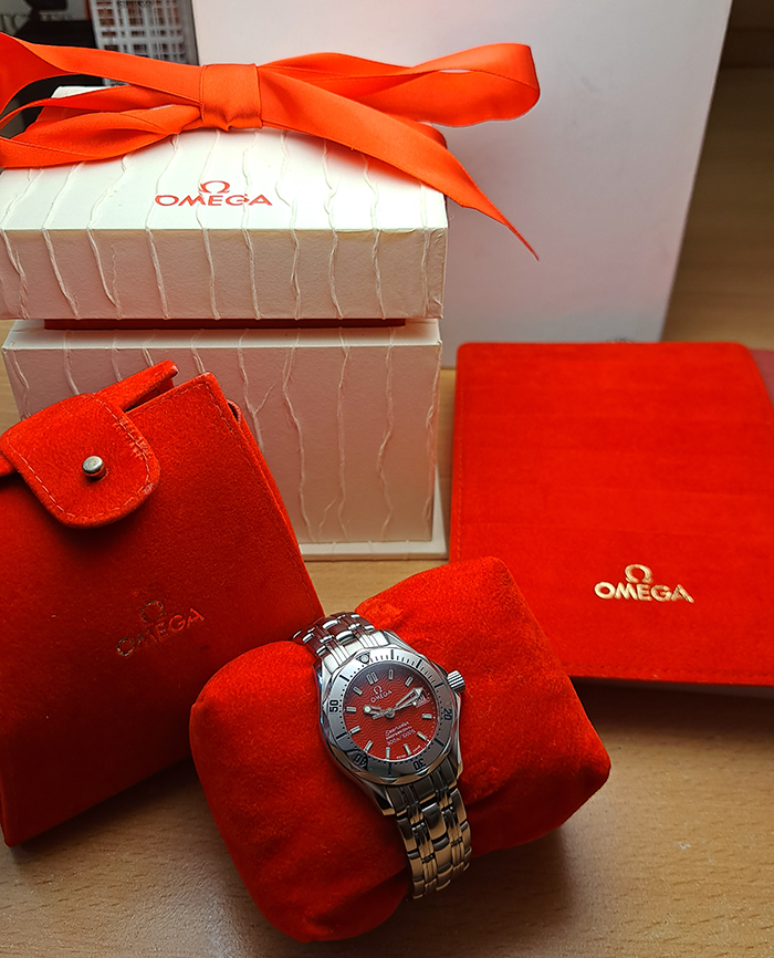 Ladies' Omega Seamaster Professional 300M Quartz Marui Limited Wristwatch Ref. 2582.61